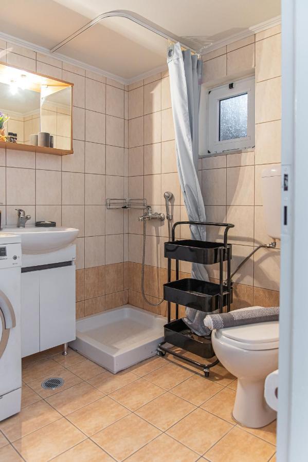 Haris Seaview Apartment Iraklion Buitenkant foto